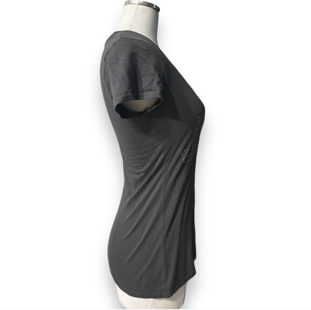 JUICY COUTURE V Neck Bling Spell Out Short Sleeve Shirt - Picture 4 of 7